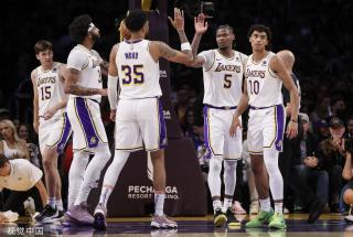 中的对决更 中的对决更