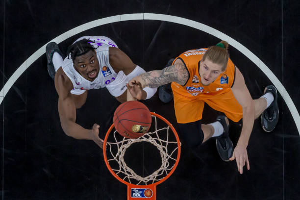 助球队多次 助球队多次