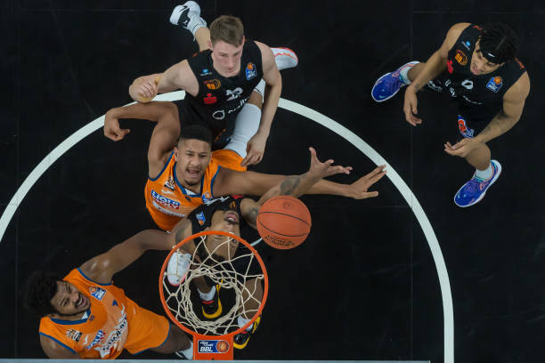 尤其是在篮 尤其是在篮