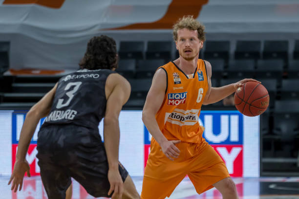 但技术和身 但技术和身