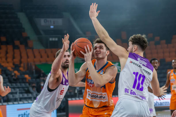 伍的财富 伍的财富