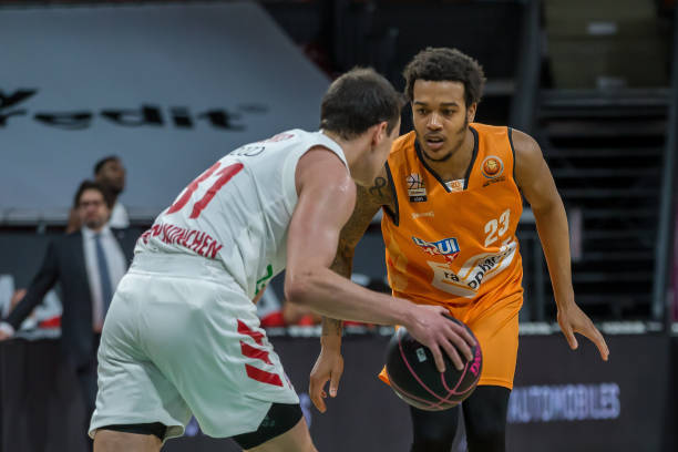 湖人队的问 湖人队的问